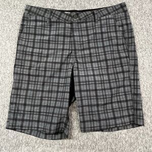 Berkley Jensen Shorts Mens 34 Hybrid Gray Plaid Performance Flat Front -New